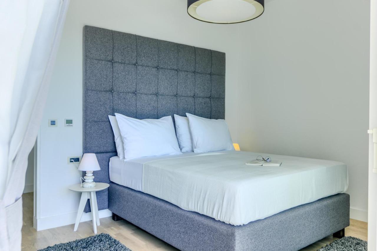 Hotel Riva Kastela With Swimming Pool Екстер'єр фото